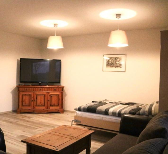 Ferienwohnung Lipizzaner Neussen Exterior foto